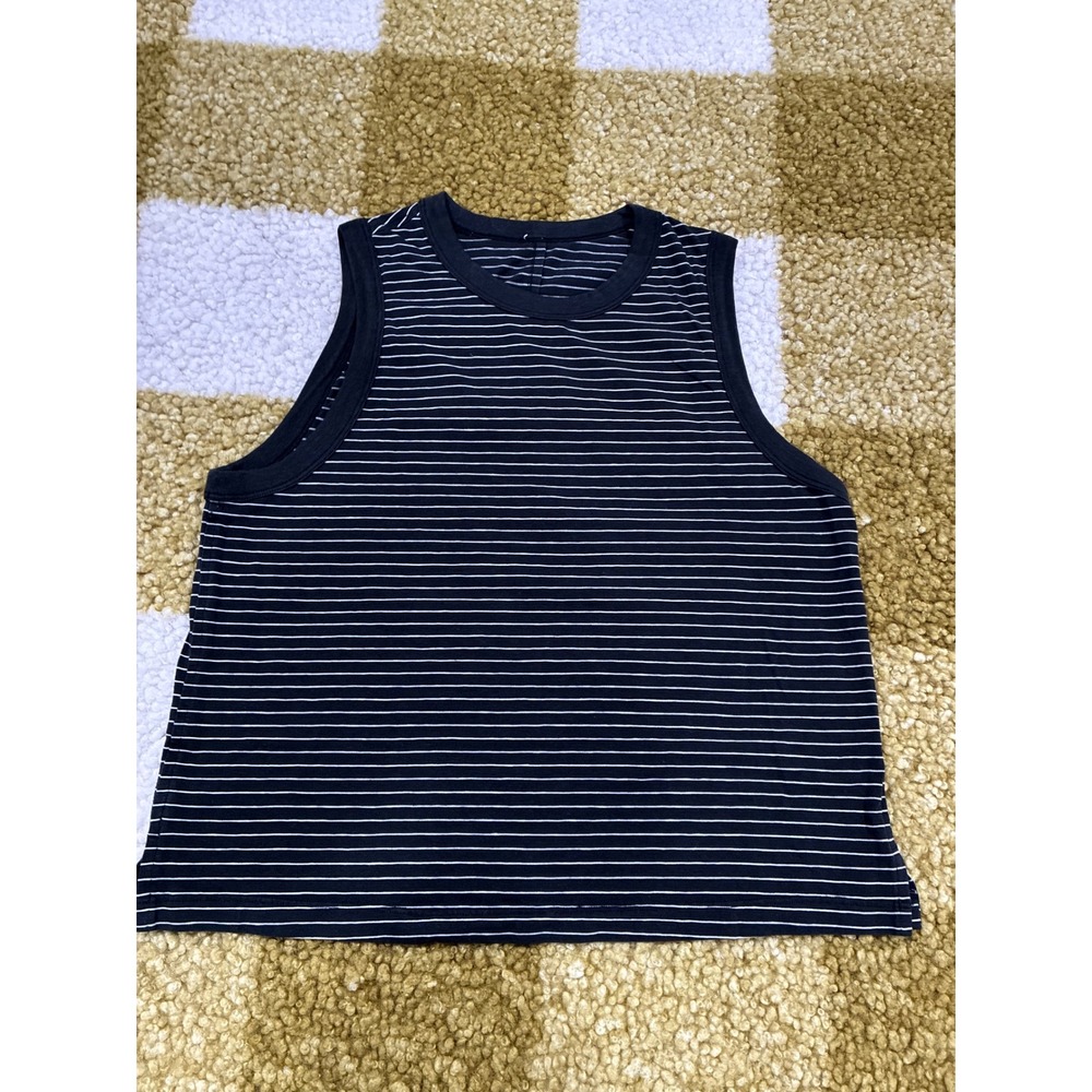 Lululemon Striped High Neck Tank Top Black White Sleeveless Athletic Shirt 0369